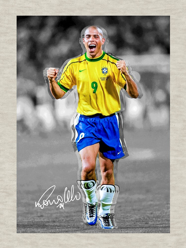Ronaldo Nazario, Futbol, football, soccer by BigBossHideout