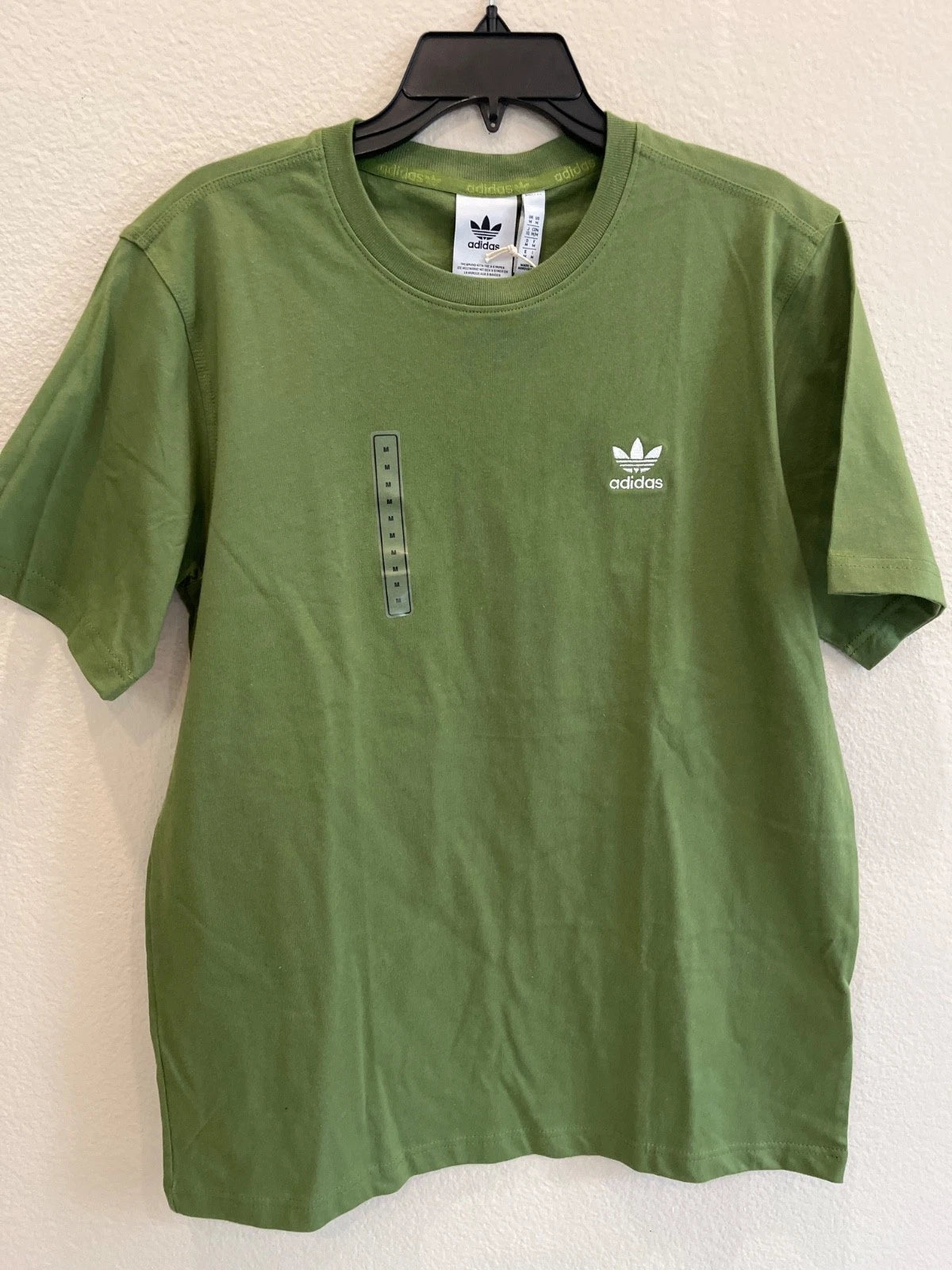 NWT ADIDAS MEN Trefoil Essentials ESS Tee Size M Silver Olive Green New Athletic