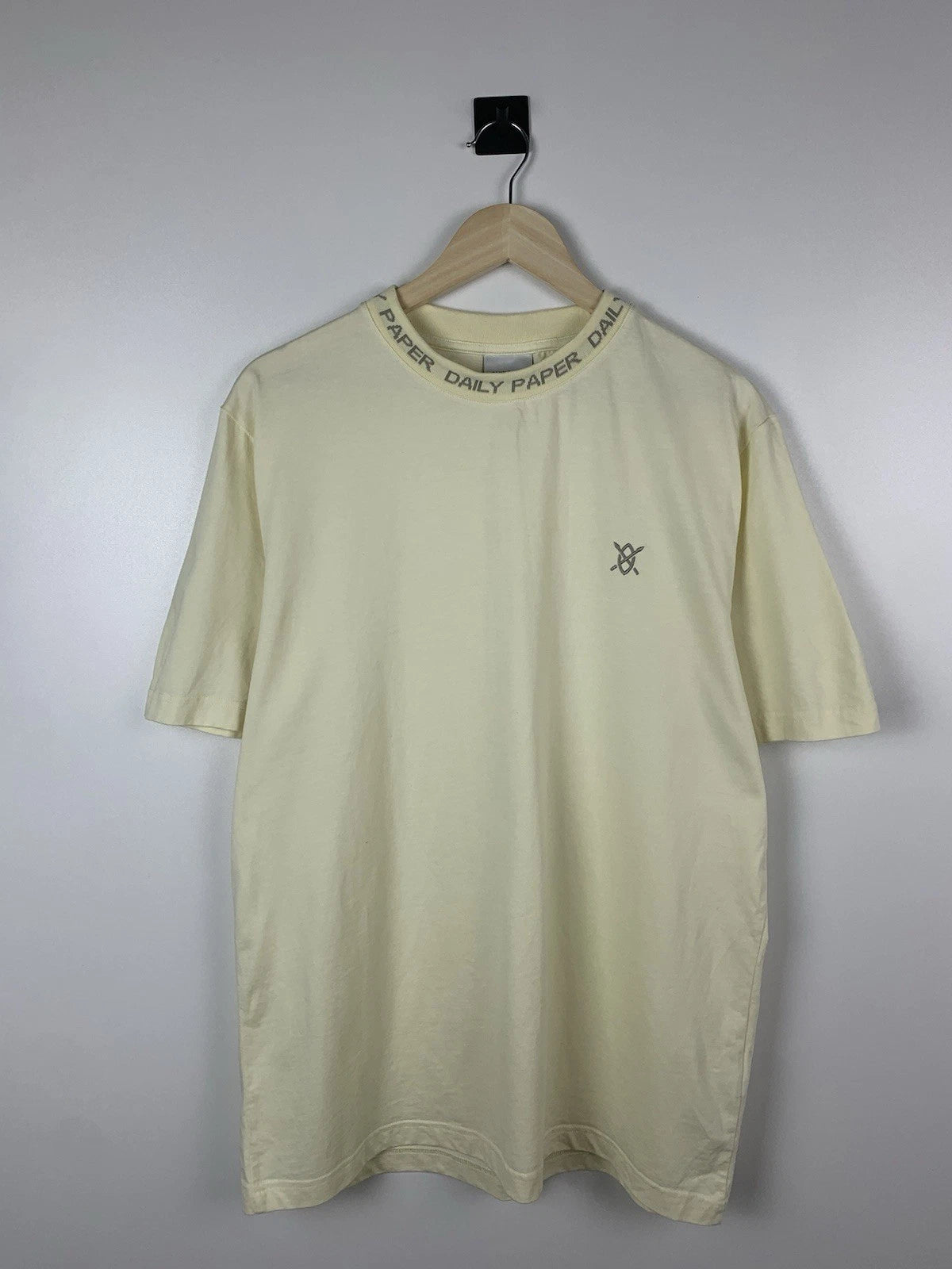 Daily Paper Big Logo T Shirt Size L Luxury Streetwear