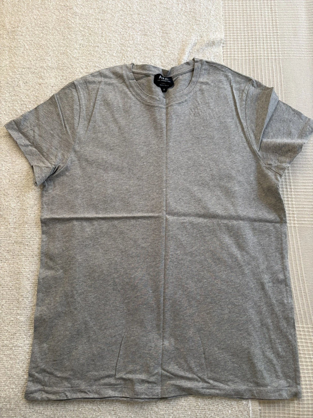 A.P.C. Rue Madame Paris NEW!! Grey Cotton T-Shirt Size Medium NWT