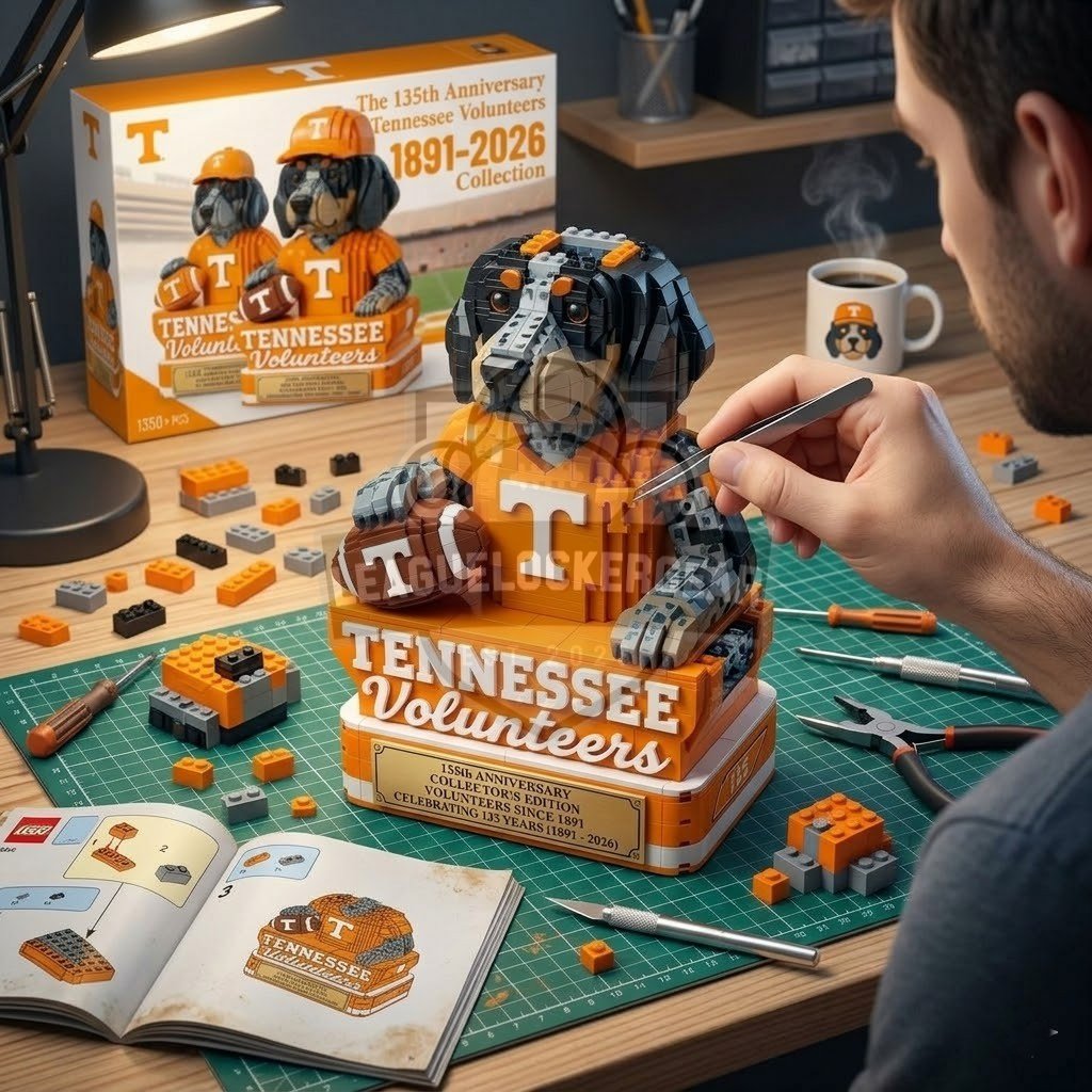 Tennessee Volunteers 135th Anniversary Smokey Mascot Building Blocks Set