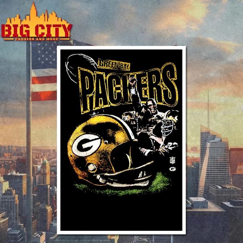Vintage Green Bay Packers Football Helmet Graphic T shirt