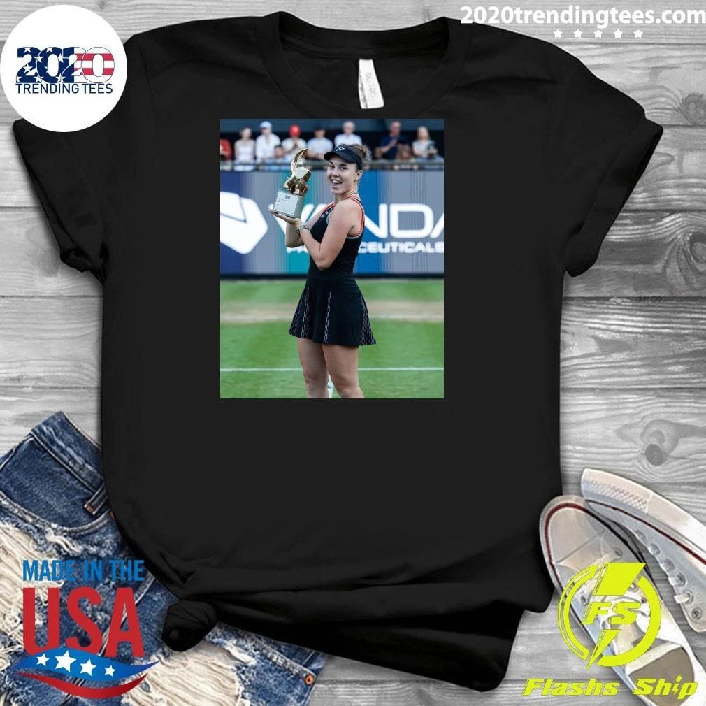 Linda’s First Title On The Grass Shirt