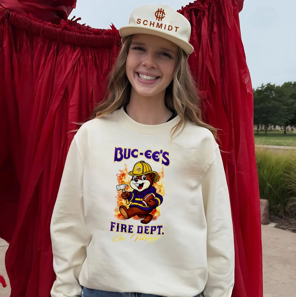 Minnesota Vikings Buc-Ee’s Fire Dept go Bears Firefighter Strong shirt